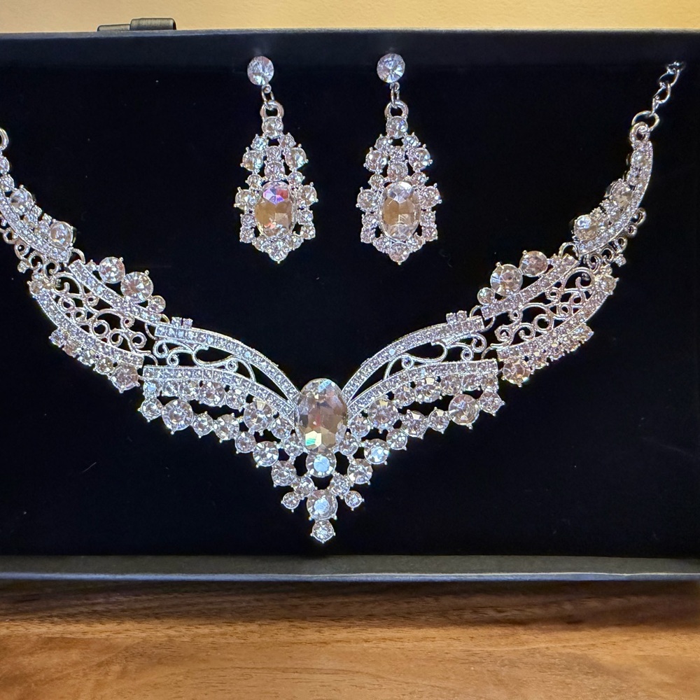 Silvertone and Glass Crystal Bead Bridal Jewelry